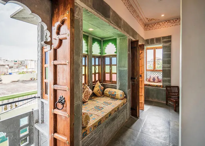 Lassi Guest House